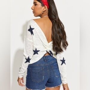 Francesca’s Wenny Star Knot Back Sweater
Style:
ST22S167-R